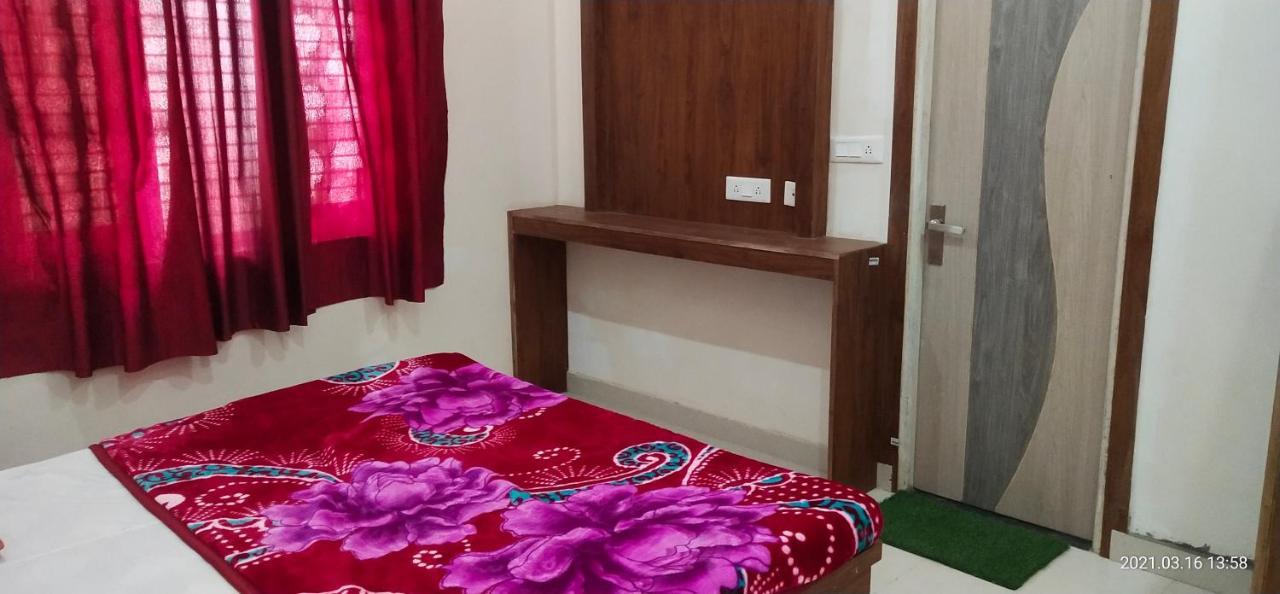 Hotel KCR Agra (Uttar Pradesh) Zimmer foto